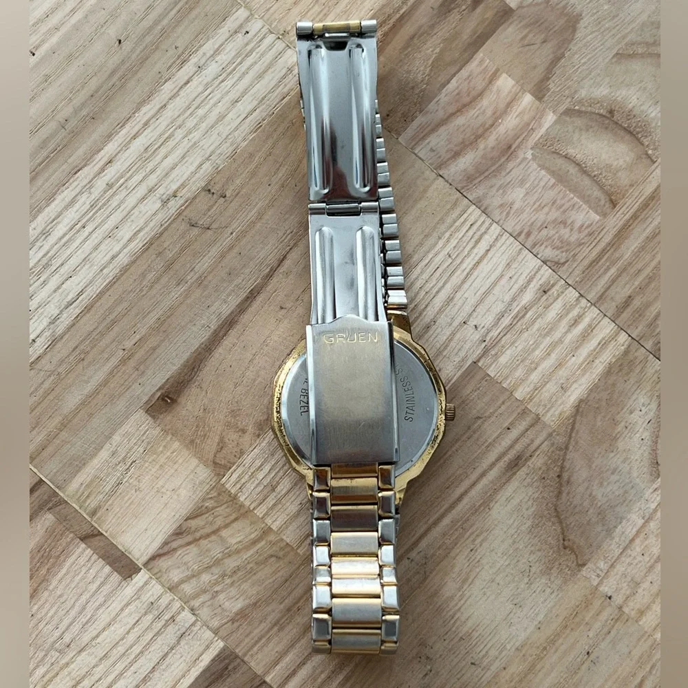 Gruen Vintage Men’s Watch Gold-Tone Dial Bracelet Hands Markers Date Window